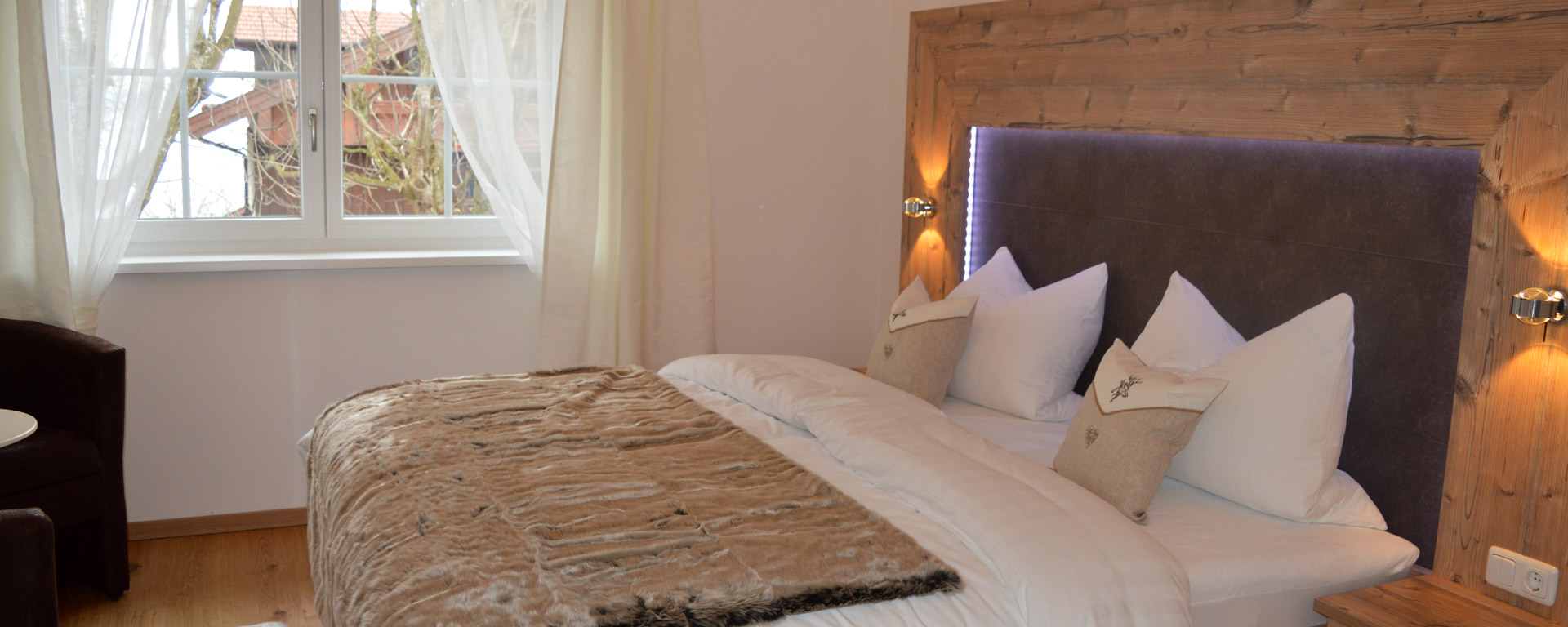 Haus Chiemseeblick | FeWo Krautinsel Haus Chiemseeblick | FeWo Krautinsel